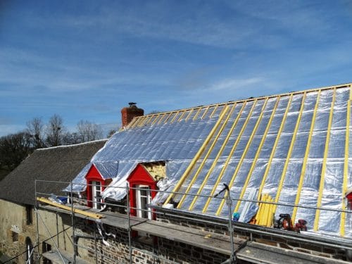 SKYTECH PRO XL: thermische Renovierung eines Dachs aus Naturschiefer